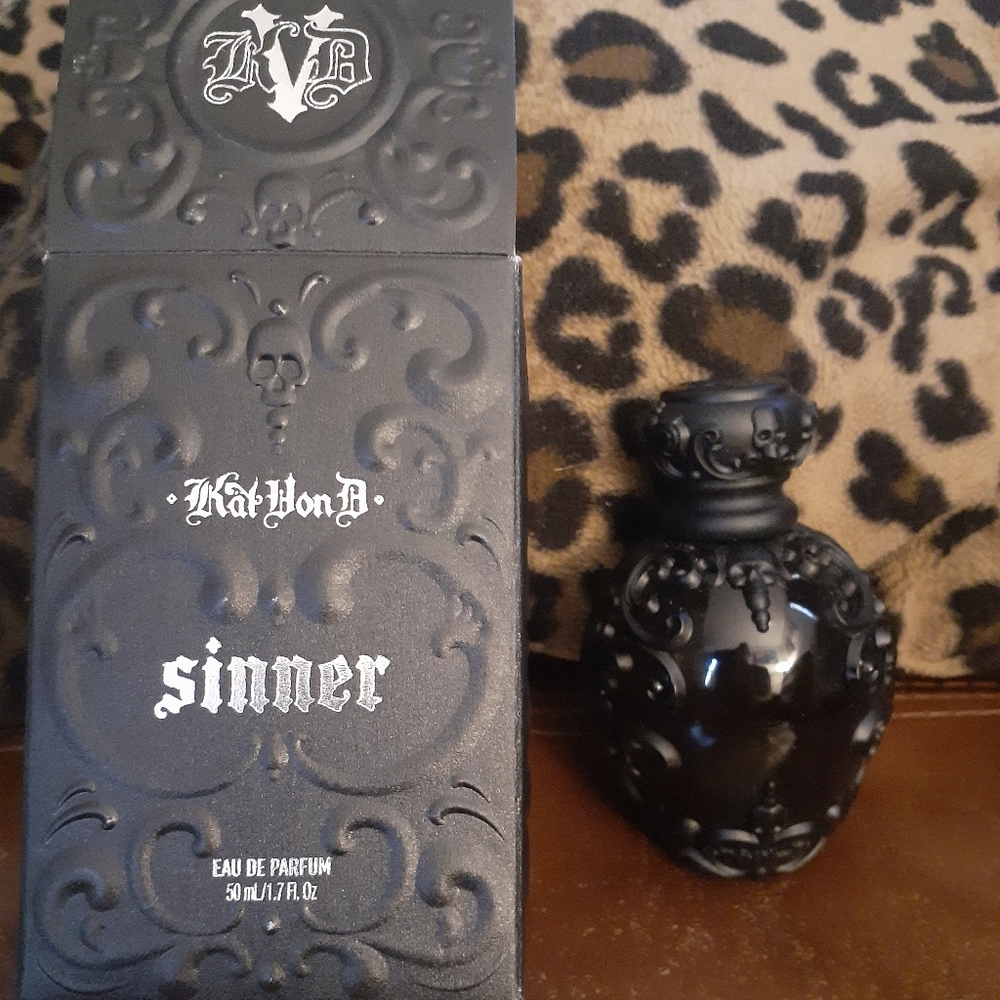 KVD Sinner scent